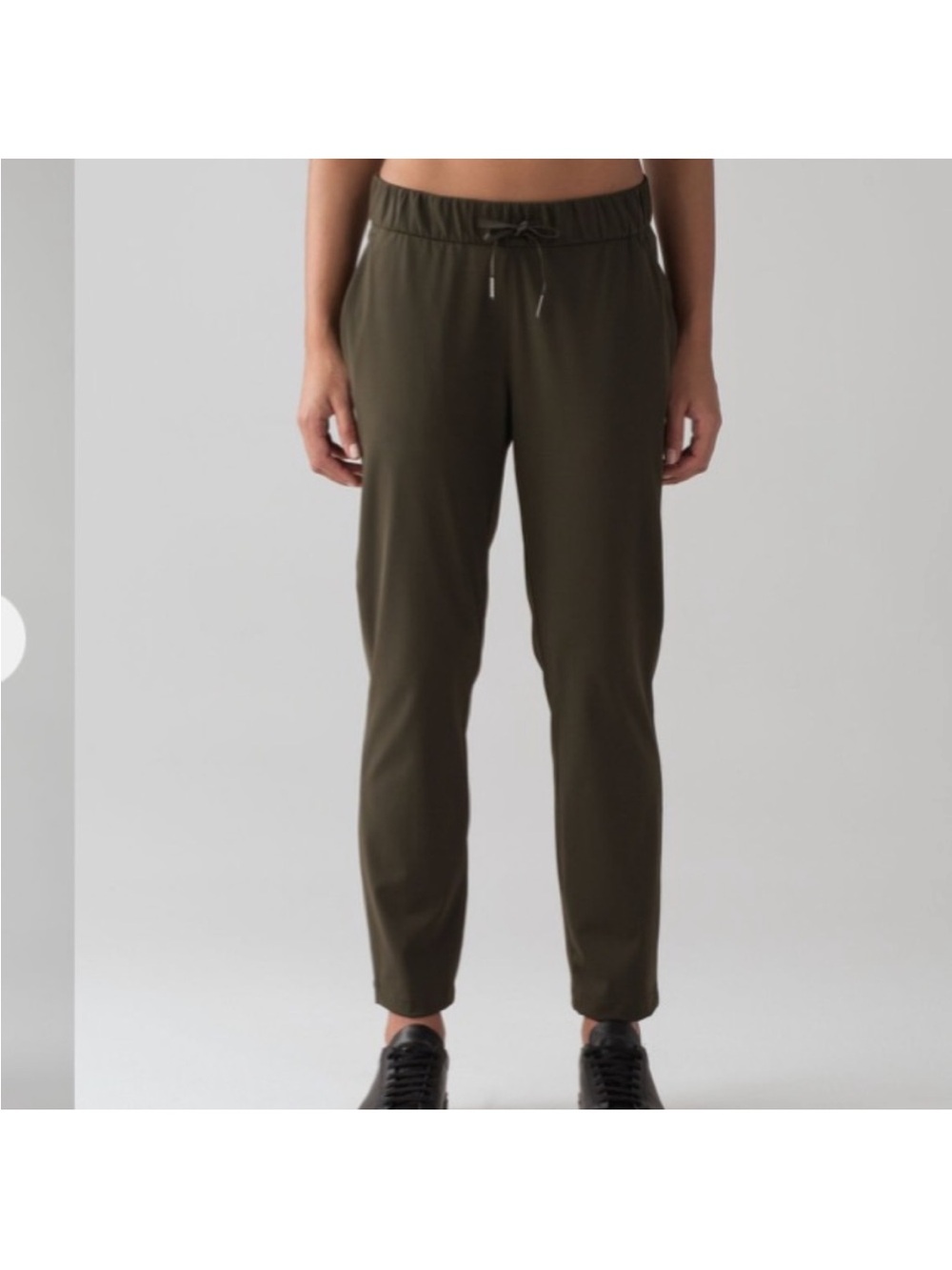 Lululemon On The Fly Pants- Olive Drawstring Jogger Pants- Size 8